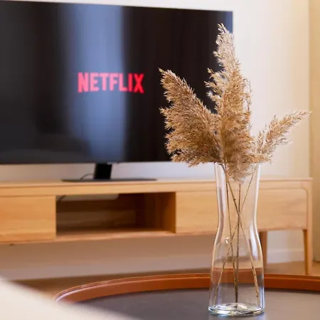 Laurinska 1 * Pozsony