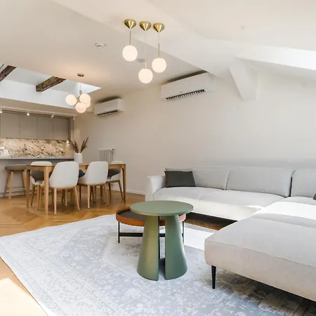 Laurinska 1 Apartman Pozsony