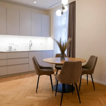 Laurinska 1 * Μπρατισλάβα