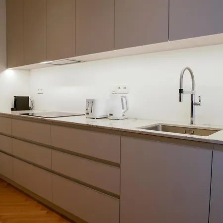 Laurinska 1 Apartman Pozsony