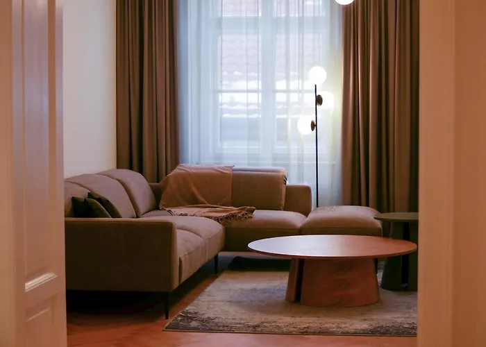 Laurinska 1 Apartment *