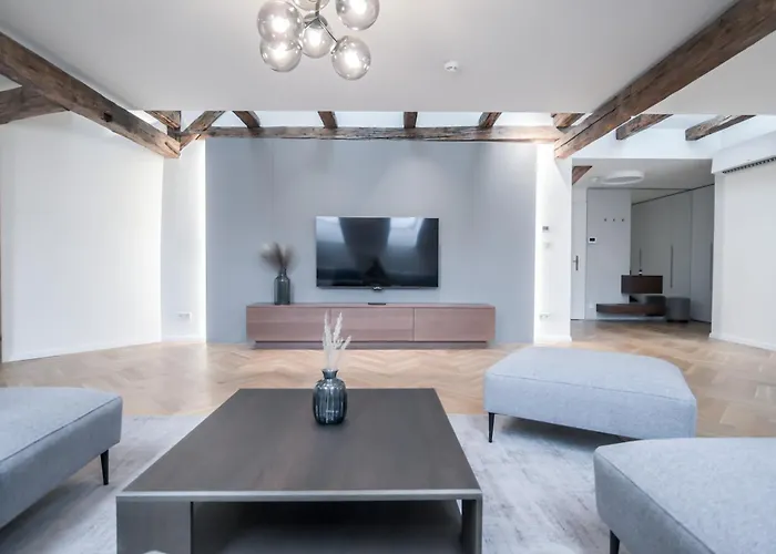 Laurinska 1 Apartment *