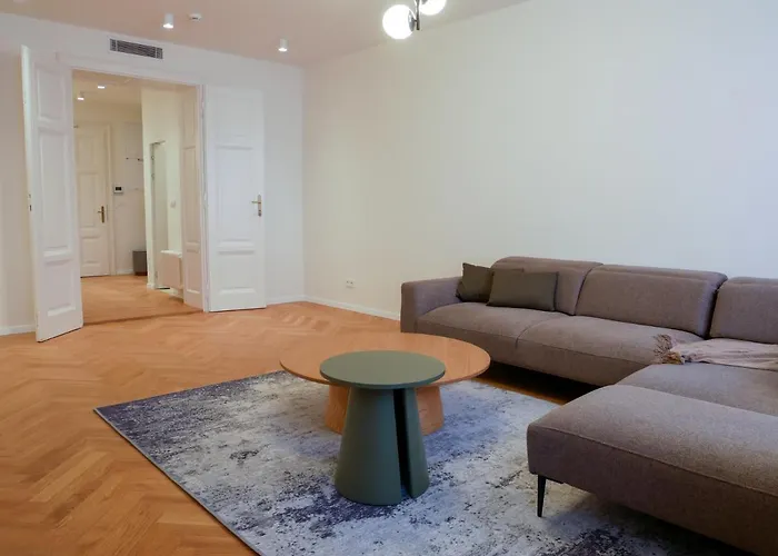 Laurinska 1 * Bratislava