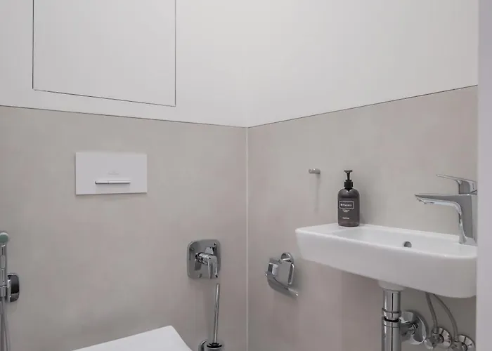 Laurinska 1 Apartment *