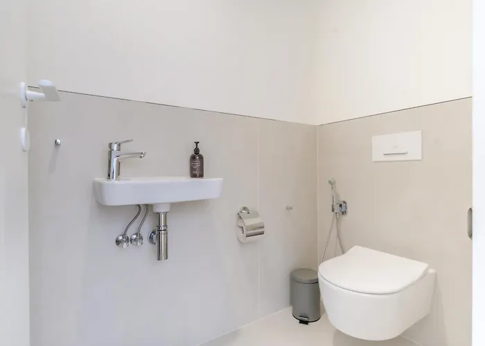 Laurinska 1 Apartment